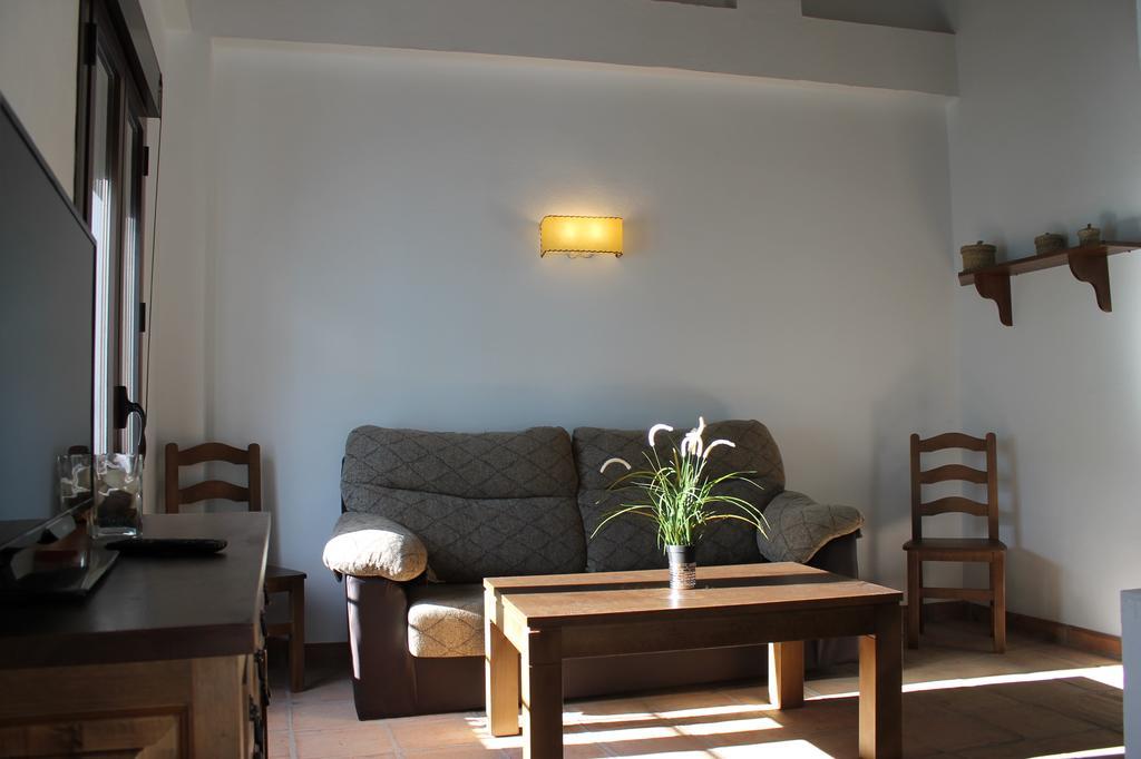 Apartamentos Real Fábrica Hojalata Júzcar Quarto foto